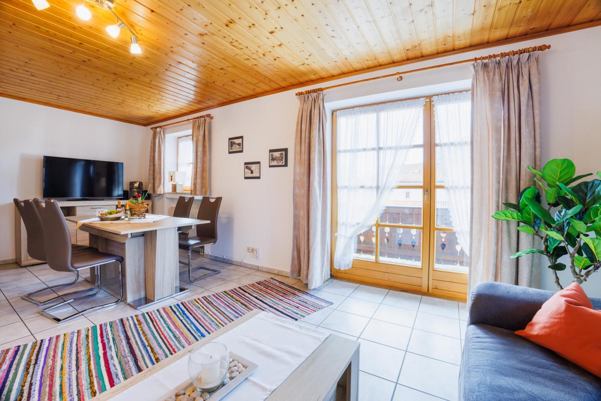 Ferienwohnung Kloepping Inkl. Chiemgaukarte Ruhpolding Exterior foto
